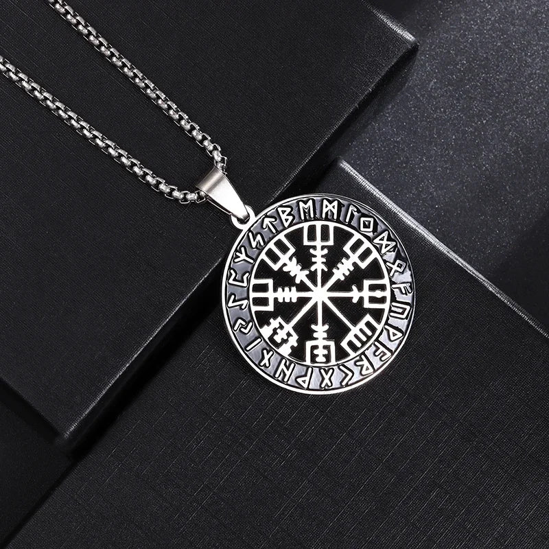 Vintage Nordic Celtic Knot Pattern Cross Necklace Pendant for Men Stainless Steel Chain Jewelry Amulet Necklace Wholesale