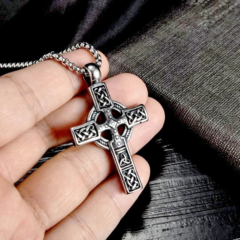 Vintage Nordic Celtic Knot Pattern Cross Necklace Pendant for Men Stainless Steel Chain Jewelry Amulet Necklace Wholesale