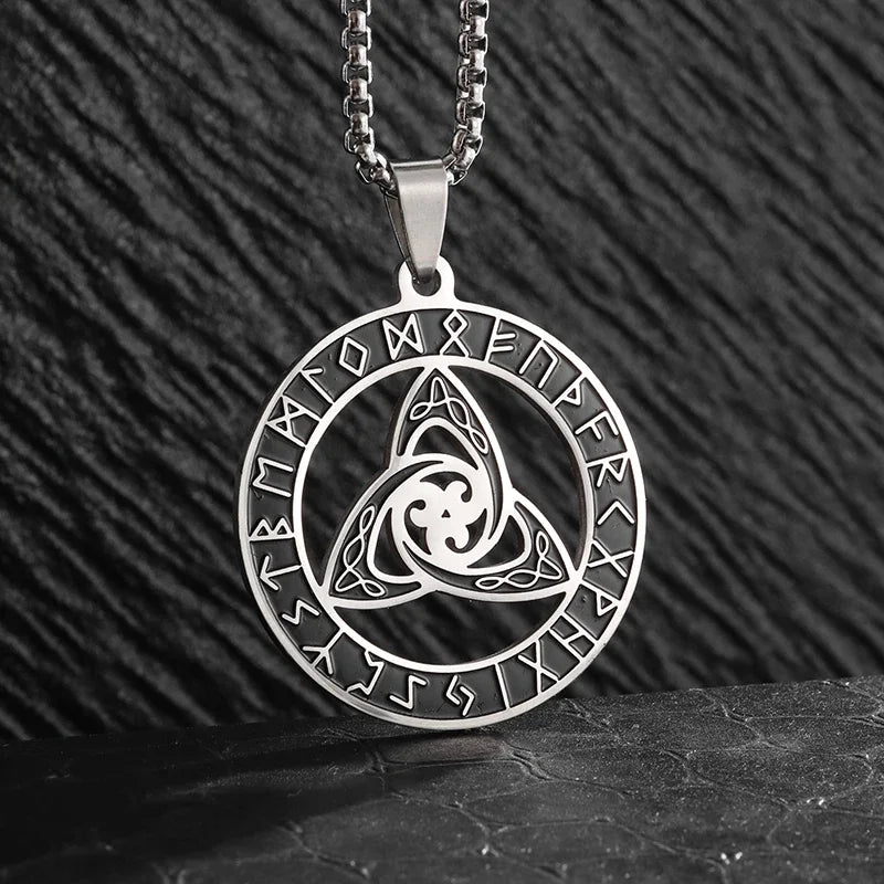 Vintage Nordic Celtic Knot Pattern Cross Necklace Pendant for Men Stainless Steel Chain Jewelry Amulet Necklace Wholesale
